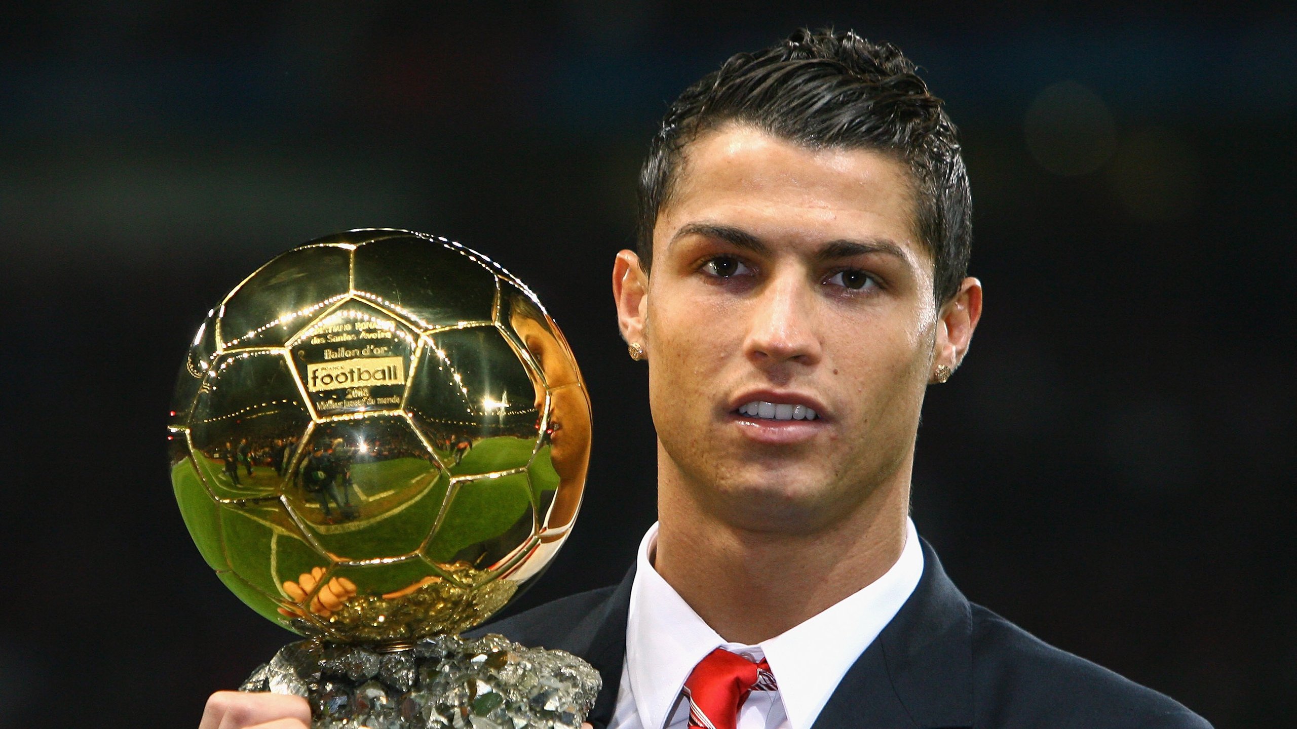 腾讯电竞赛事战略布局引关注，腾讯电竞大赛